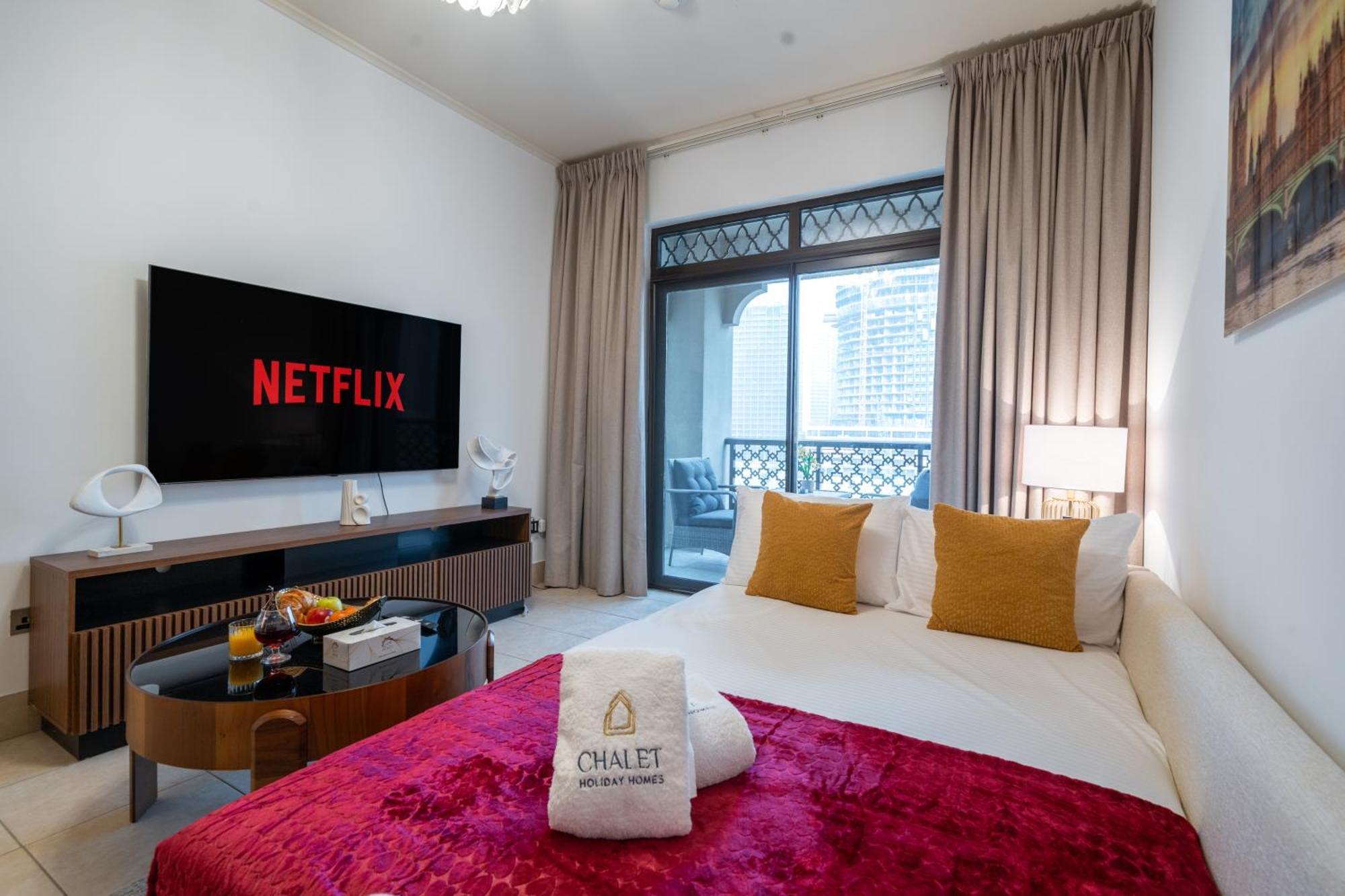 Rehan Suites, Downtown Dubai, Near Burj Khalifa & Dubai Mall - Chalet Homes Apartment