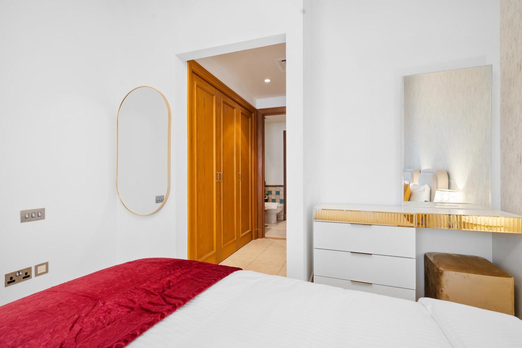 Rehan Suites, Downtown Dubai, Near Burj Khalifa & Dubai Mall - Chalet Homes Dubai