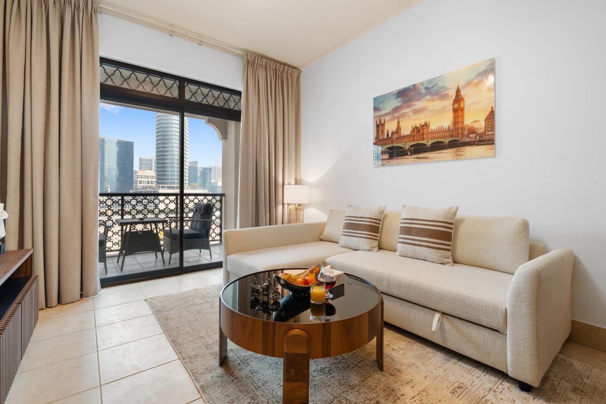 Rehan Suites, Downtown Dubai, Near Burj Khalifa & Dubai Mall - Chalet Homes Apartment