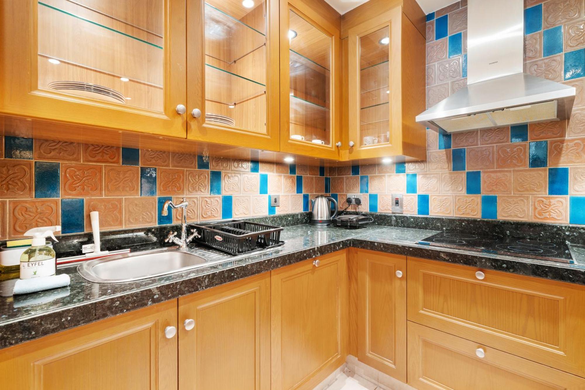 Rehan Suites, Downtown Dubai, Near Burj Khalifa & Dubai Mall - Chalet Homes